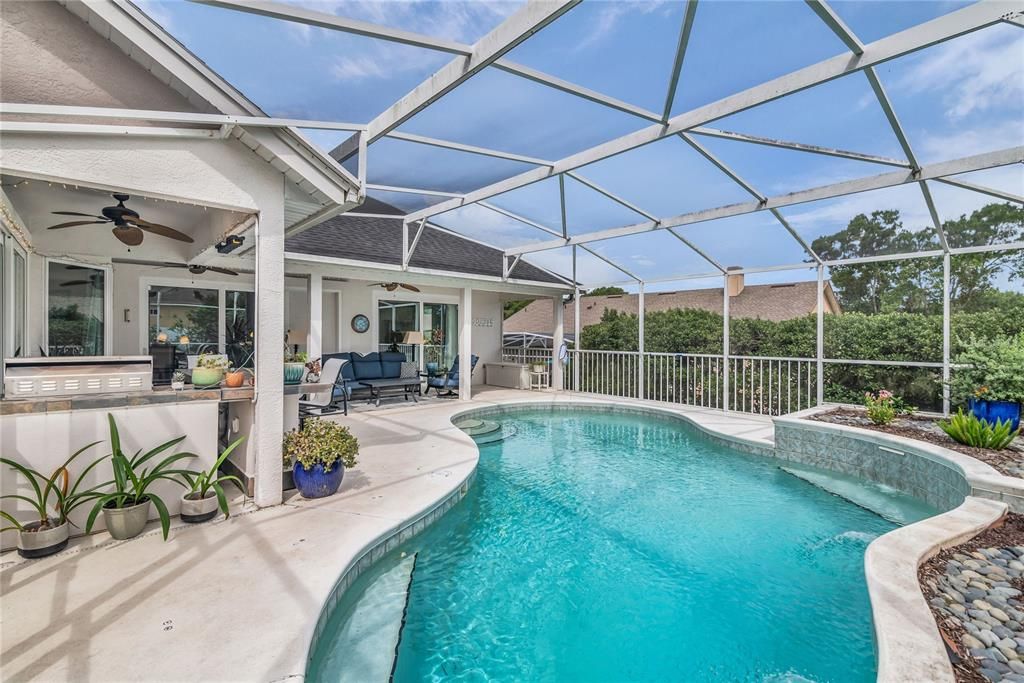 For Sale: $975,000 (5 beds, 3 baths, 2872 Square Feet)