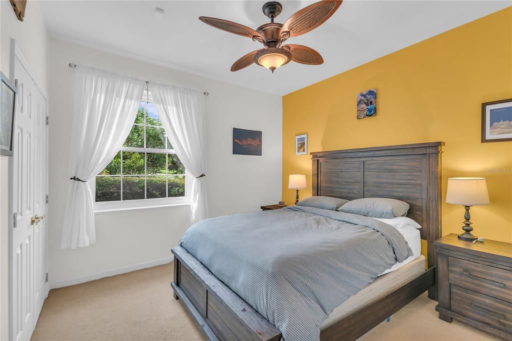 For Sale: $975,000 (5 beds, 3 baths, 2872 Square Feet)