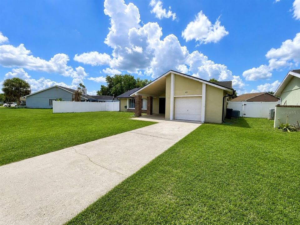 For Sale: $244,999 (3 beds, 2 baths, 1218 Square Feet)