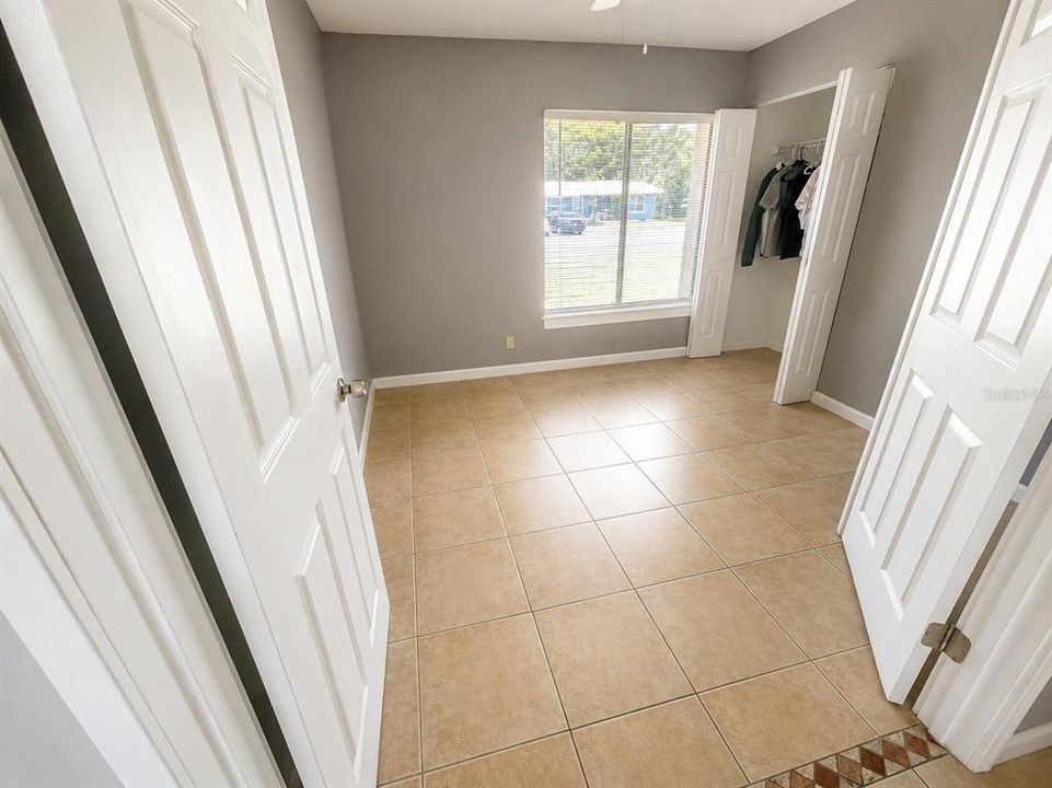 For Sale: $244,999 (3 beds, 2 baths, 1218 Square Feet)