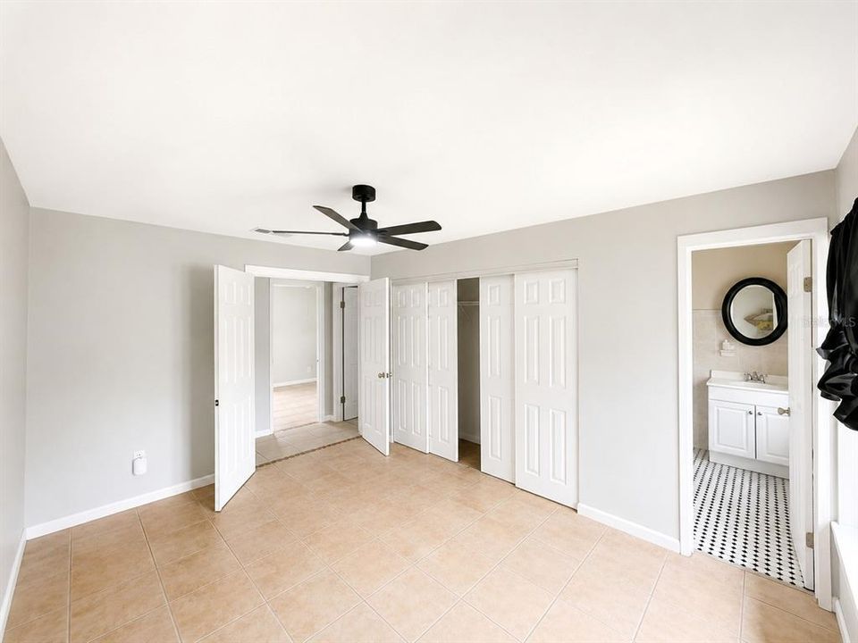 For Sale: $244,999 (3 beds, 2 baths, 1218 Square Feet)