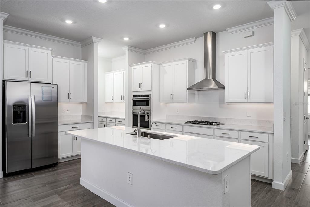 En Venta: $409,900 (2 camas, 2 baños, 2236 Pies cuadrados)