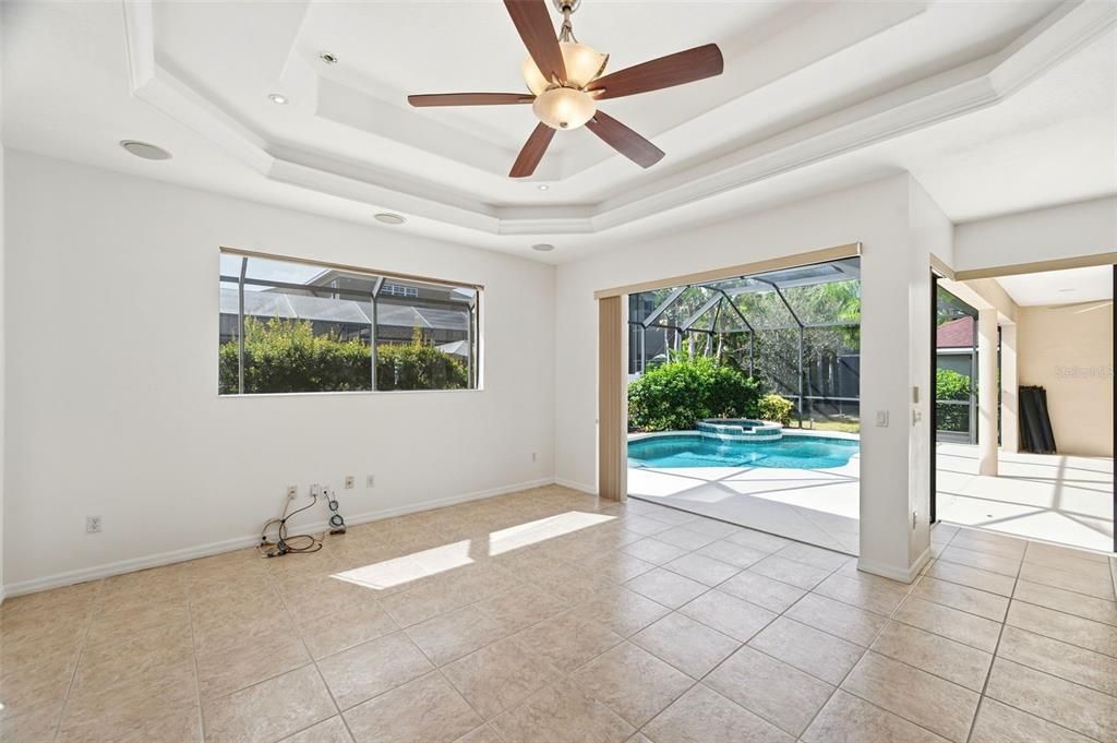 For Sale: $889,900 (5 beds, 3 baths, 3232 Square Feet)