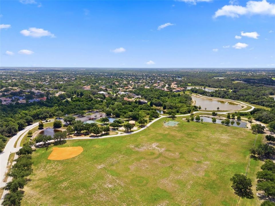 For Sale: $889,900 (5 beds, 3 baths, 3232 Square Feet)