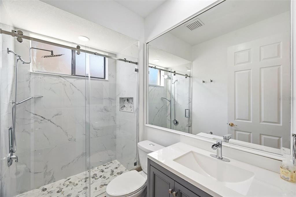 For Sale: $889,900 (5 beds, 3 baths, 3232 Square Feet)