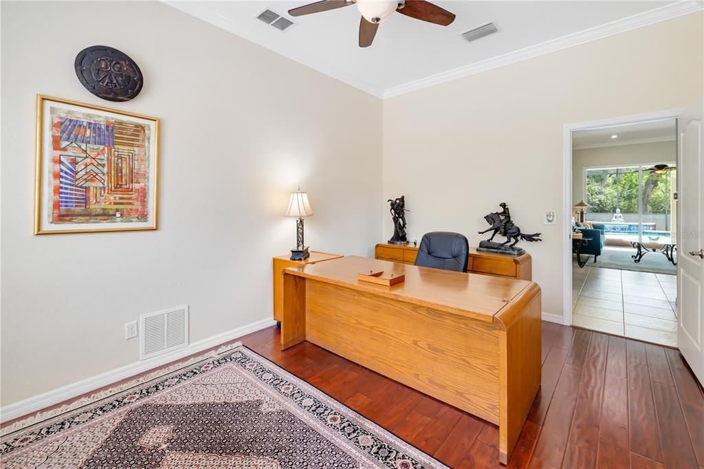 For Sale: $939,000 (5 beds, 3 baths, 3659 Square Feet)