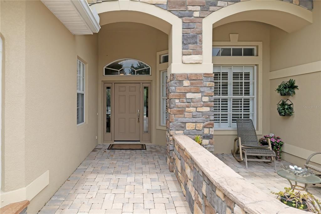 For Sale: $939,000 (5 beds, 3 baths, 3659 Square Feet)