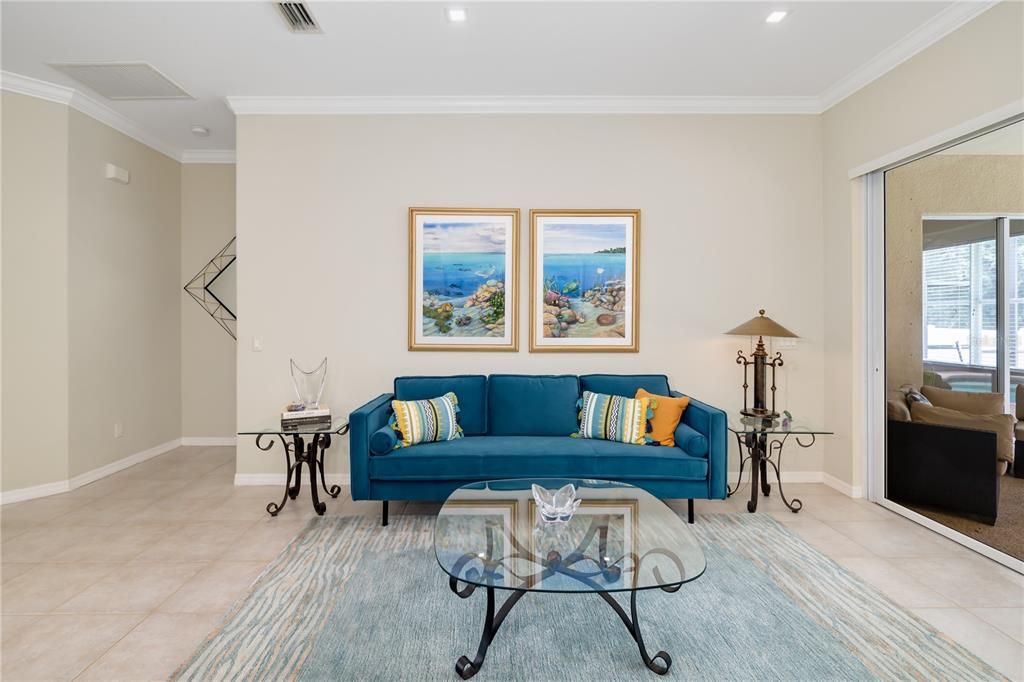 For Sale: $939,000 (5 beds, 3 baths, 3659 Square Feet)