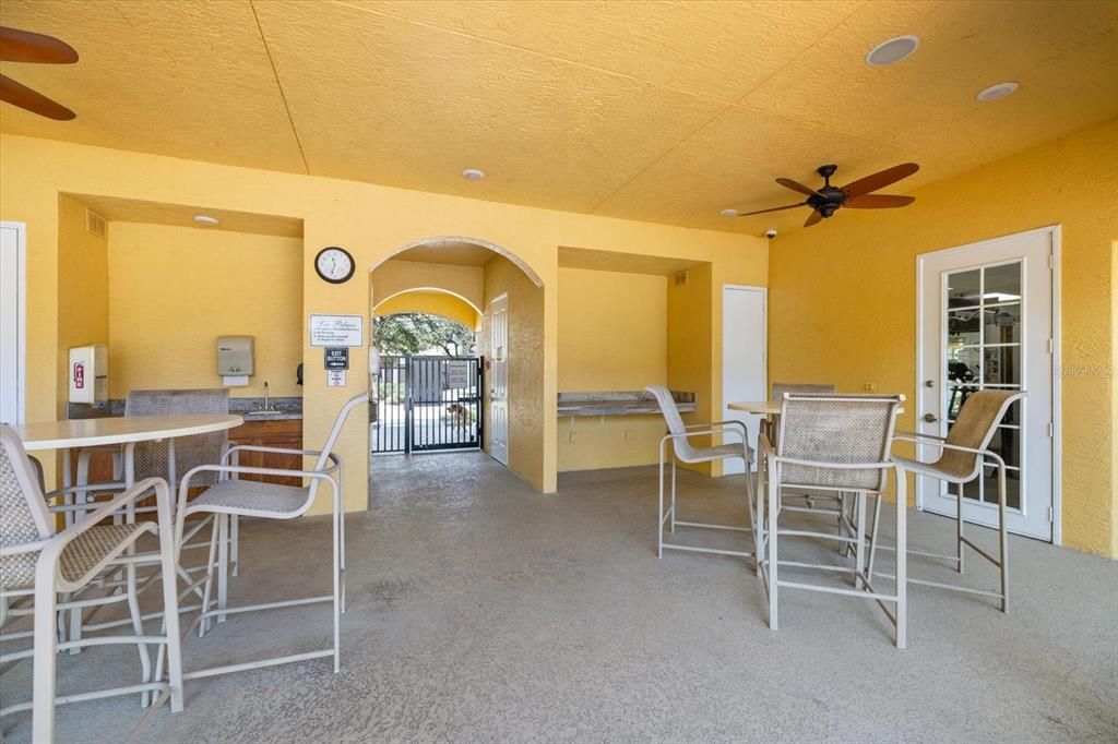 En Venta: $250,000 (3 camas, 2 baños, 1615 Pies cuadrados)