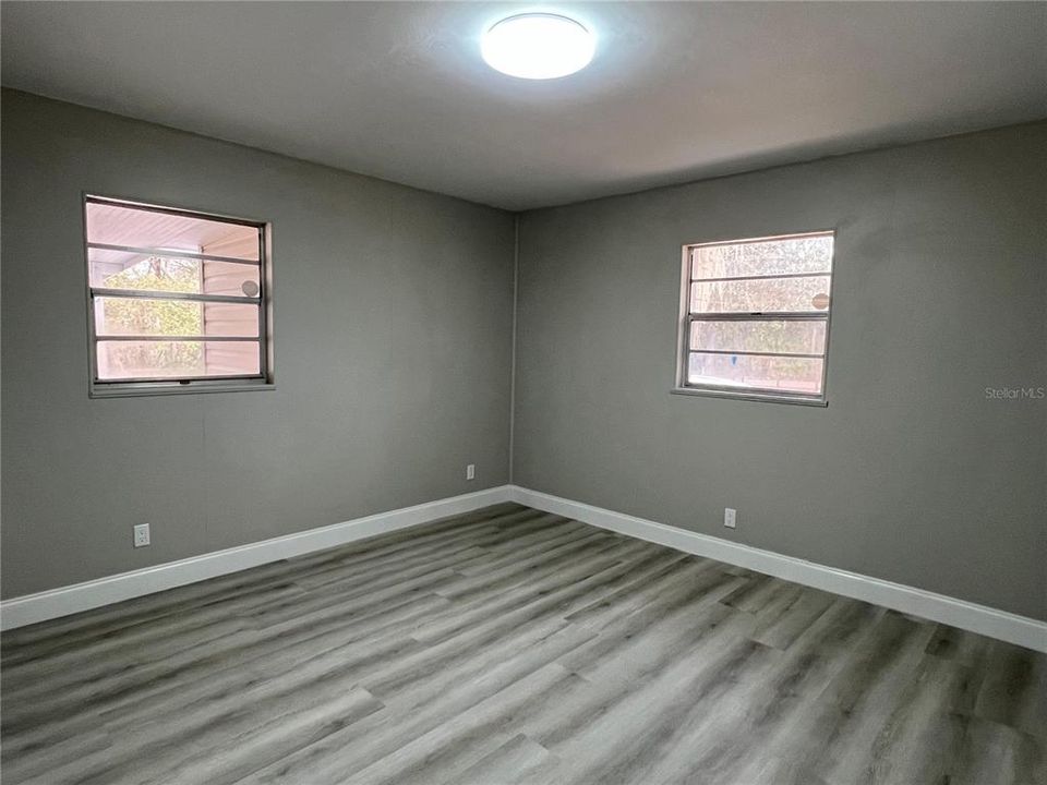 For Rent: $3,000 (4 beds, 2 baths, 2010 Square Feet)