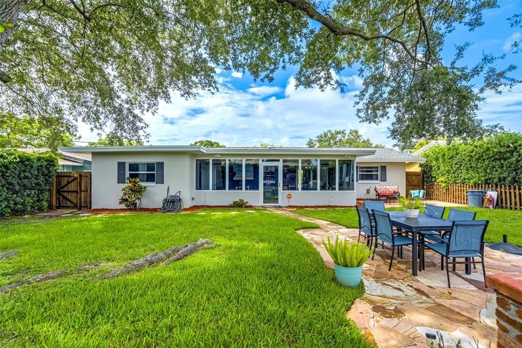 For Sale: $488,000 (3 beds, 2 baths, 1616 Square Feet)