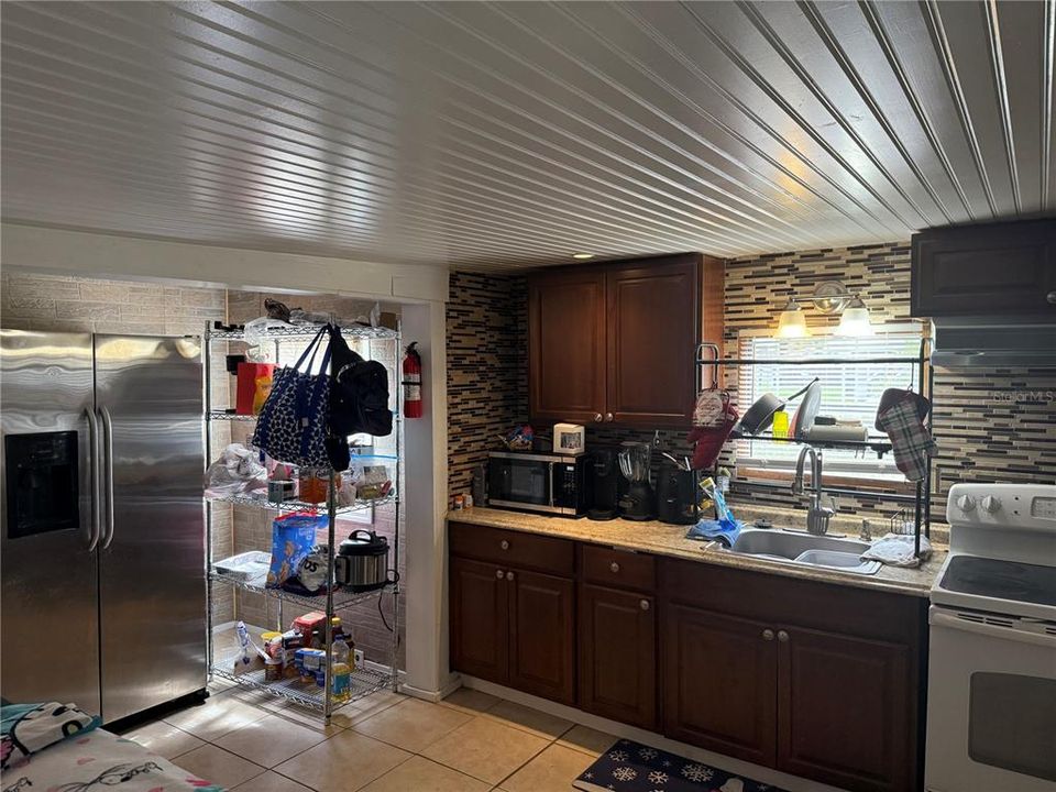 En Venta: $92,000 (3 camas, 2 baños, 1100 Pies cuadrados)