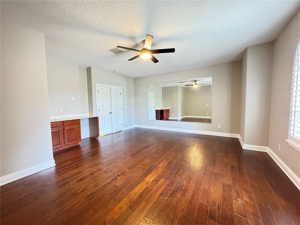На продажу: $906,500 (5 спален, 5 ванн, 3668 Квадратных фут)