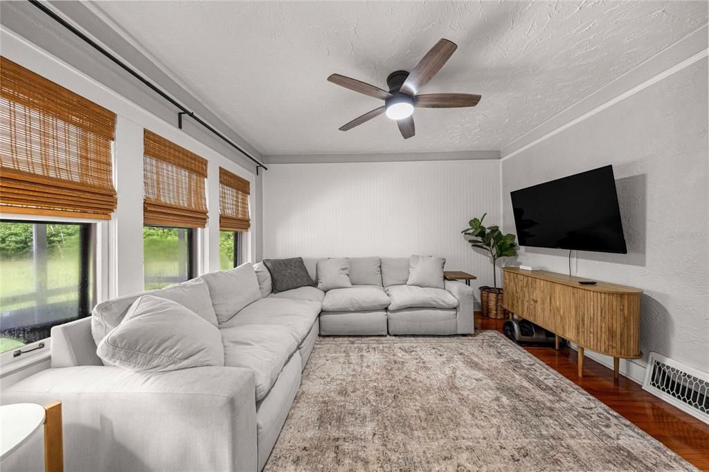 En Venta: $495,000 (3 camas, 2 baños, 1882 Pies cuadrados)