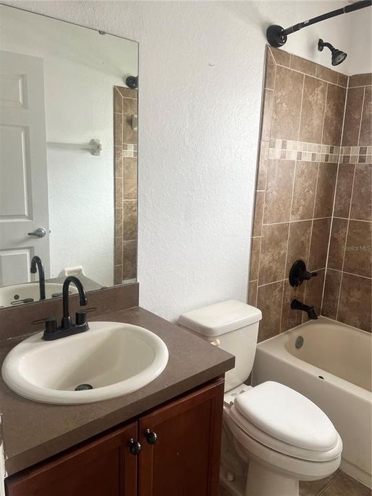 For Sale: $328,468 (3 beds, 2 baths, 1483 Square Feet)