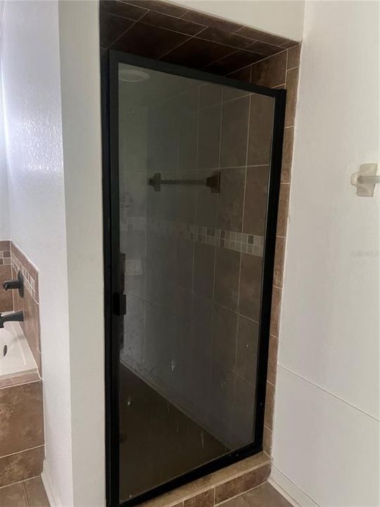 For Sale: $328,468 (3 beds, 2 baths, 1483 Square Feet)