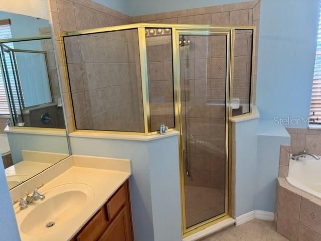В аренду: $2,795 (4 спален, 3 ванн, 2117 Квадратных фут)