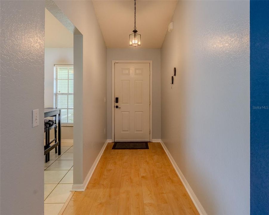 En Venta: $264,900 (3 camas, 2 baños, 1230 Pies cuadrados)