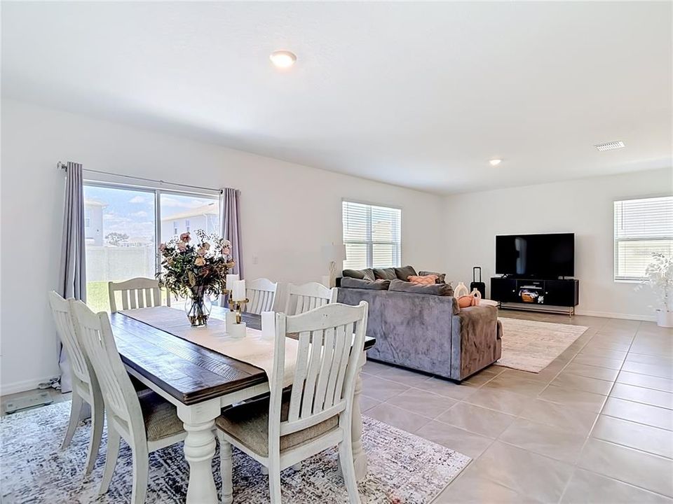 For Sale: $417,000 (4 beds, 2 baths, 2260 Square Feet)