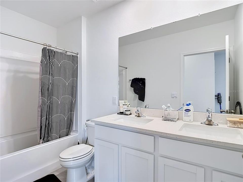 For Sale: $417,000 (4 beds, 2 baths, 2260 Square Feet)
