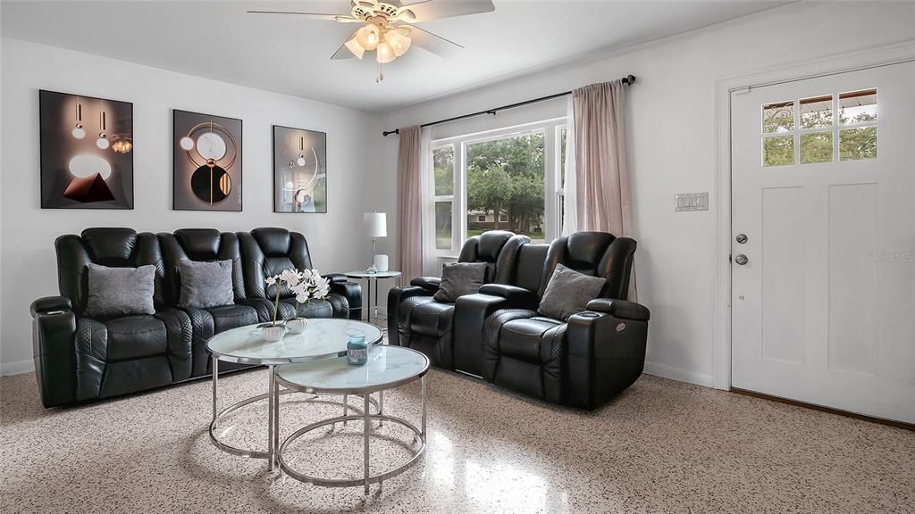For Sale: $429,999 (3 beds, 2 baths, 1409 Square Feet)