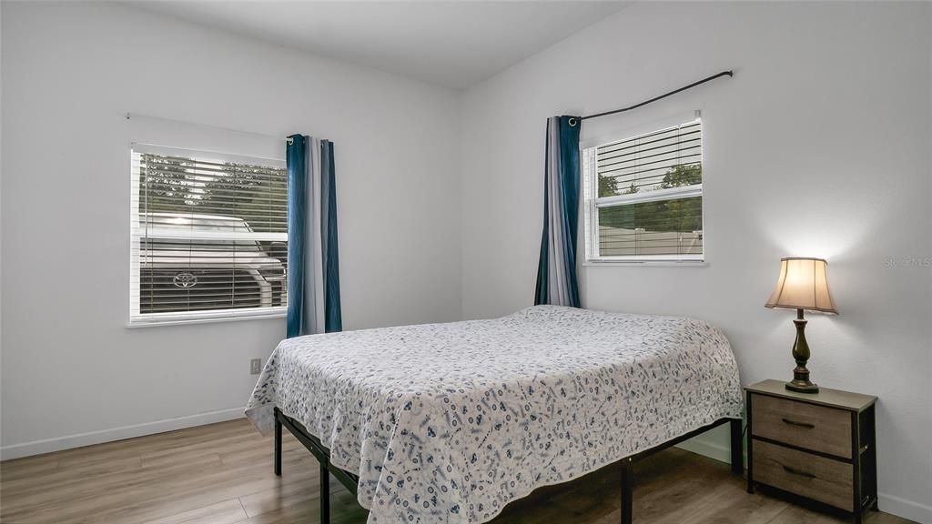 For Sale: $429,999 (3 beds, 2 baths, 1409 Square Feet)