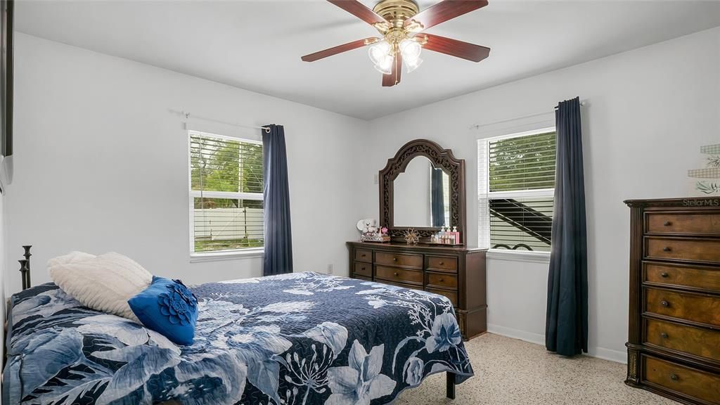 For Sale: $429,999 (3 beds, 2 baths, 1409 Square Feet)