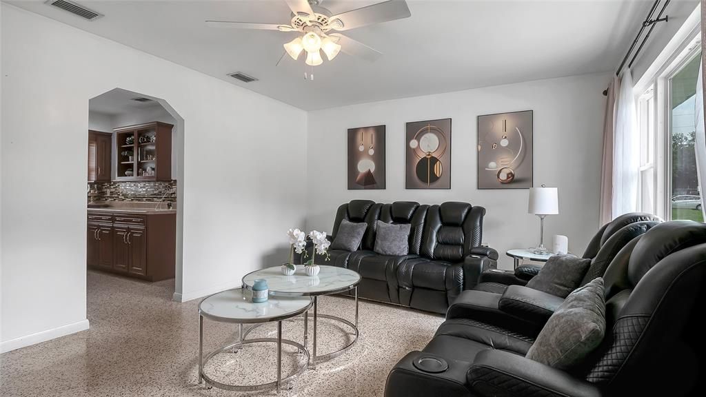 For Sale: $429,999 (3 beds, 2 baths, 1409 Square Feet)