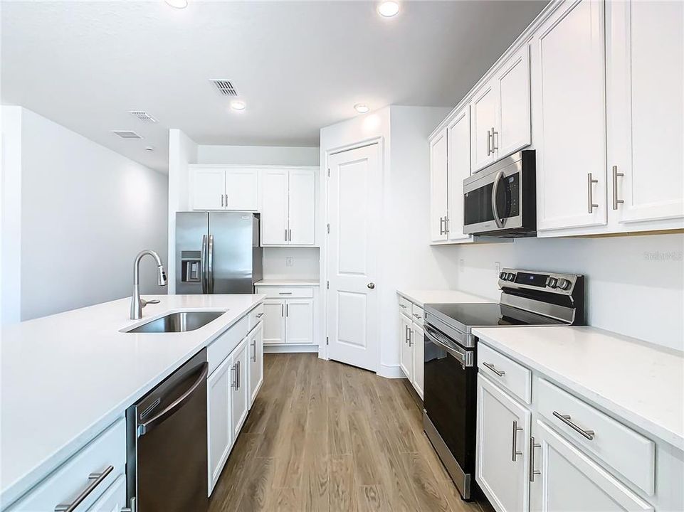 For Sale: $649,000 (4 beds, 3 baths, 2043 Square Feet)