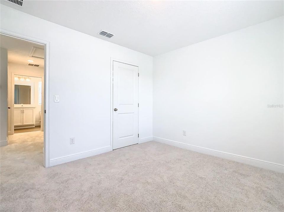 For Sale: $649,000 (4 beds, 3 baths, 2043 Square Feet)