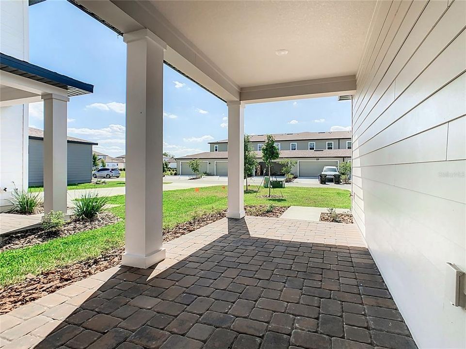 For Sale: $649,000 (4 beds, 3 baths, 2043 Square Feet)