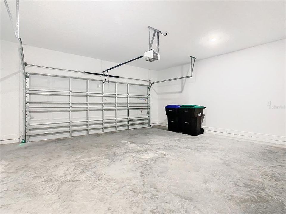 For Sale: $649,000 (4 beds, 3 baths, 2043 Square Feet)