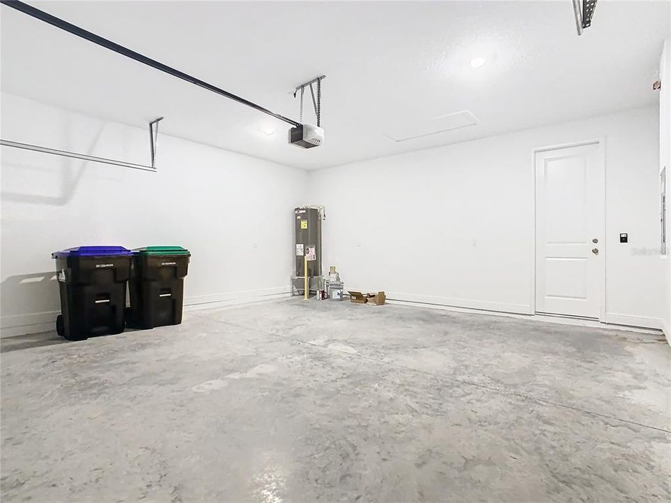 For Sale: $649,000 (4 beds, 3 baths, 2043 Square Feet)