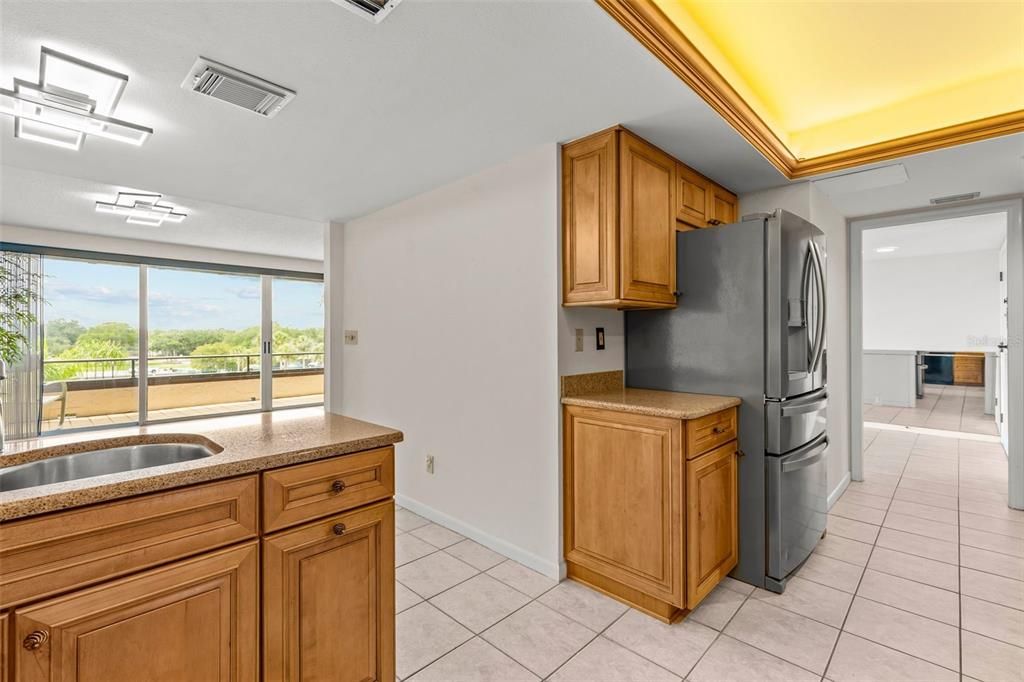 На продажу: $339,900 (3 спален, 2 ванн, 1820 Квадратных фут)