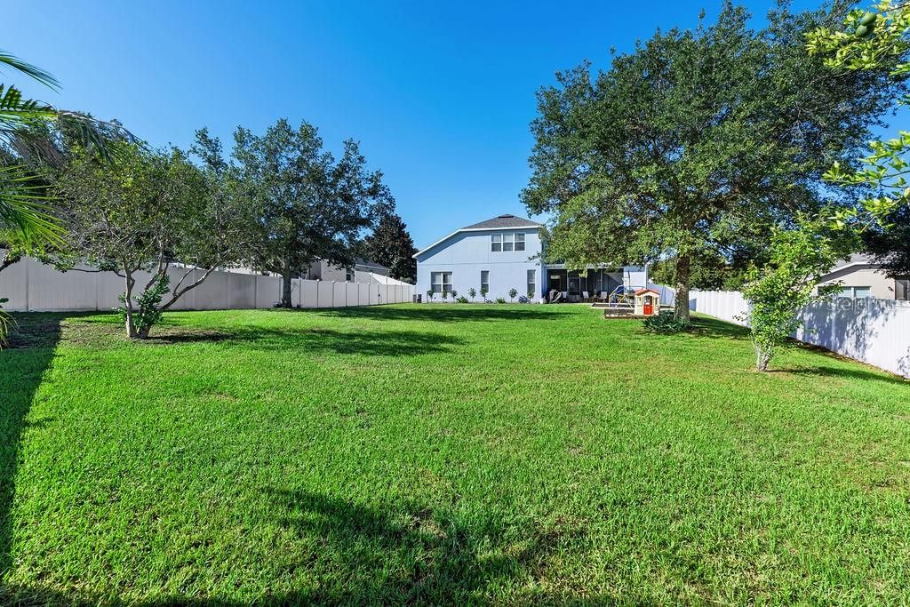 En Venta: $650,000 (4 camas, 3 baños, 3380 Pies cuadrados)