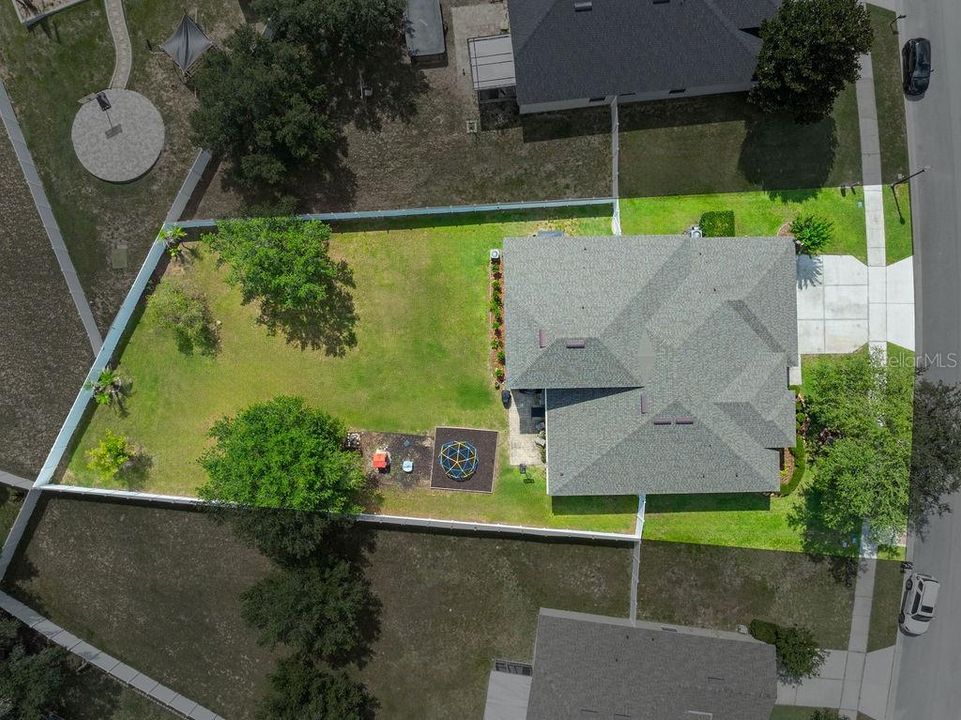 En Venta: $650,000 (4 camas, 3 baños, 3380 Pies cuadrados)