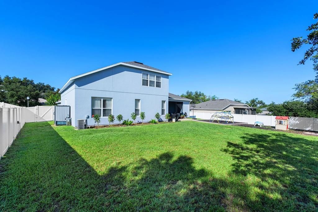 En Venta: $650,000 (4 camas, 3 baños, 3380 Pies cuadrados)