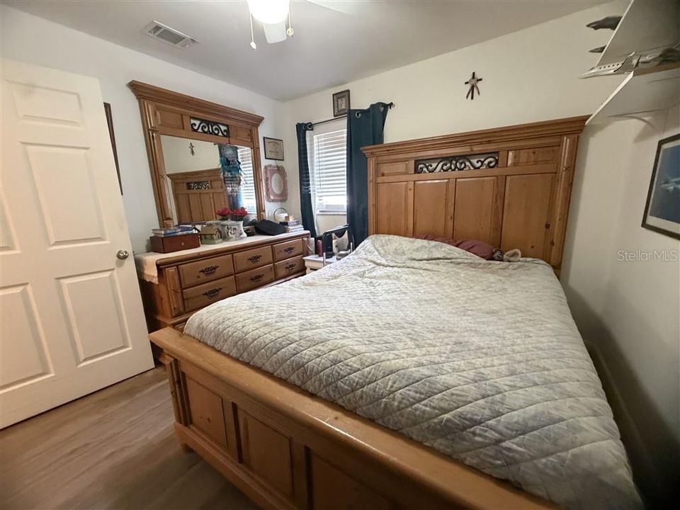 На продажу: $170,000 (3 спален, 2 ванн, 1292 Квадратных фут)