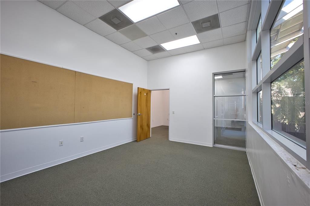 For Sale: $865,000 (0 beds, 0 baths, 2286 Square Feet)