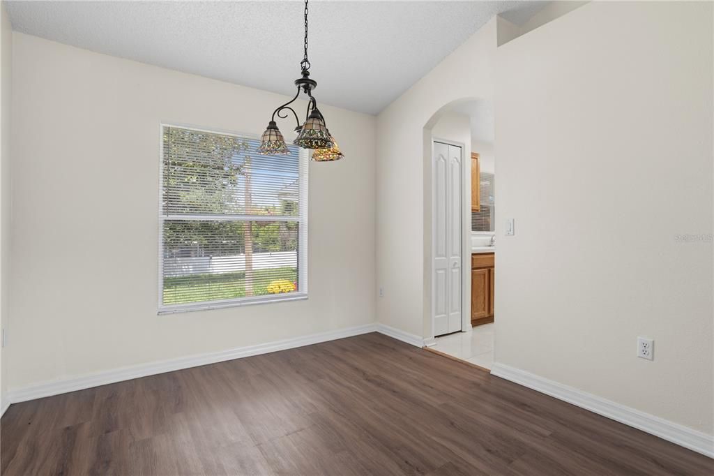 For Sale: $350,500 (4 beds, 2 baths, 1656 Square Feet)