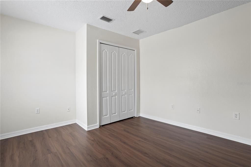 For Sale: $350,500 (4 beds, 2 baths, 1656 Square Feet)