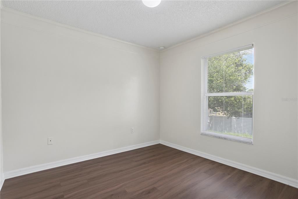 For Sale: $350,500 (4 beds, 2 baths, 1656 Square Feet)