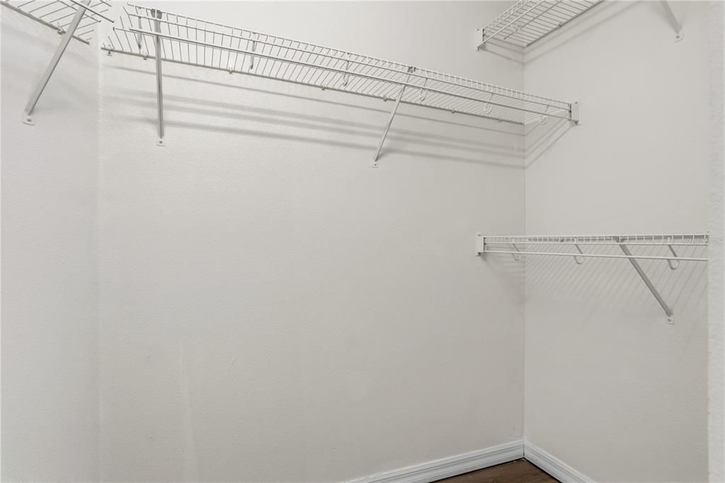 For Sale: $350,500 (4 beds, 2 baths, 1656 Square Feet)
