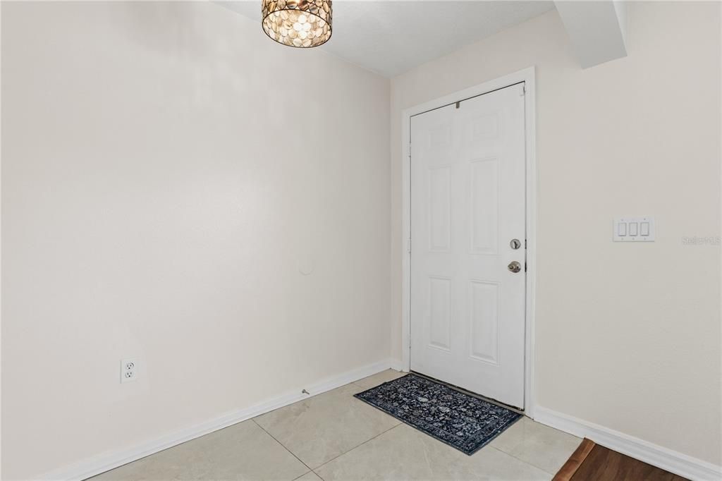 For Sale: $350,500 (4 beds, 2 baths, 1656 Square Feet)