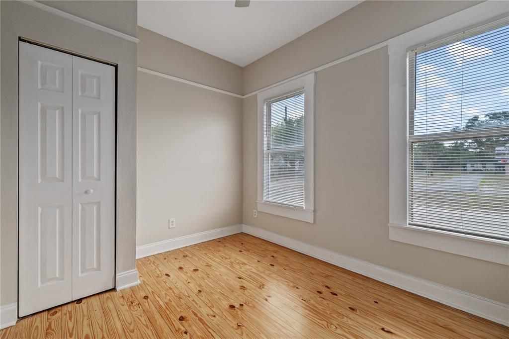В аренду: $1,950 (2 спален, 1 ванн, 796 Квадратных фут)