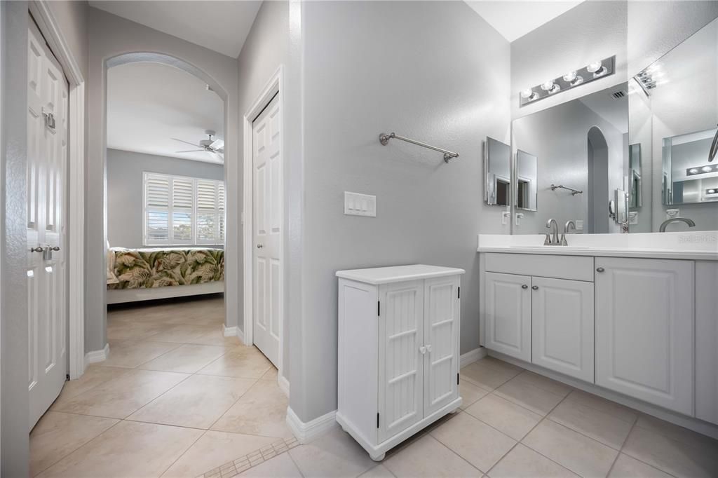 For Rent: $6,500 (2 beds, 2 baths, 1430 Square Feet)