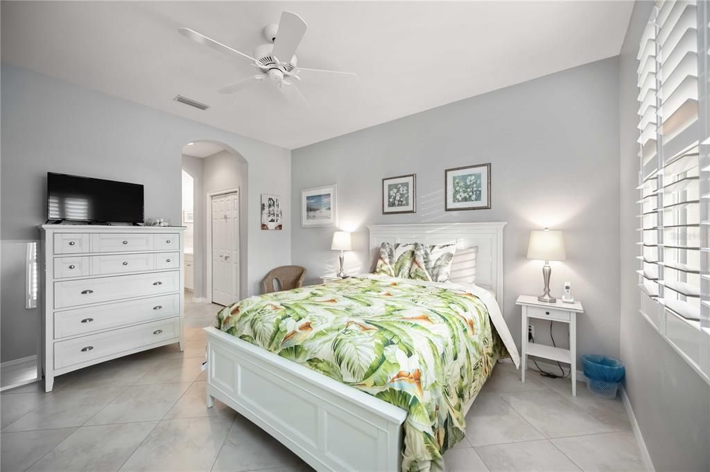 For Rent: $6,500 (2 beds, 2 baths, 1430 Square Feet)
