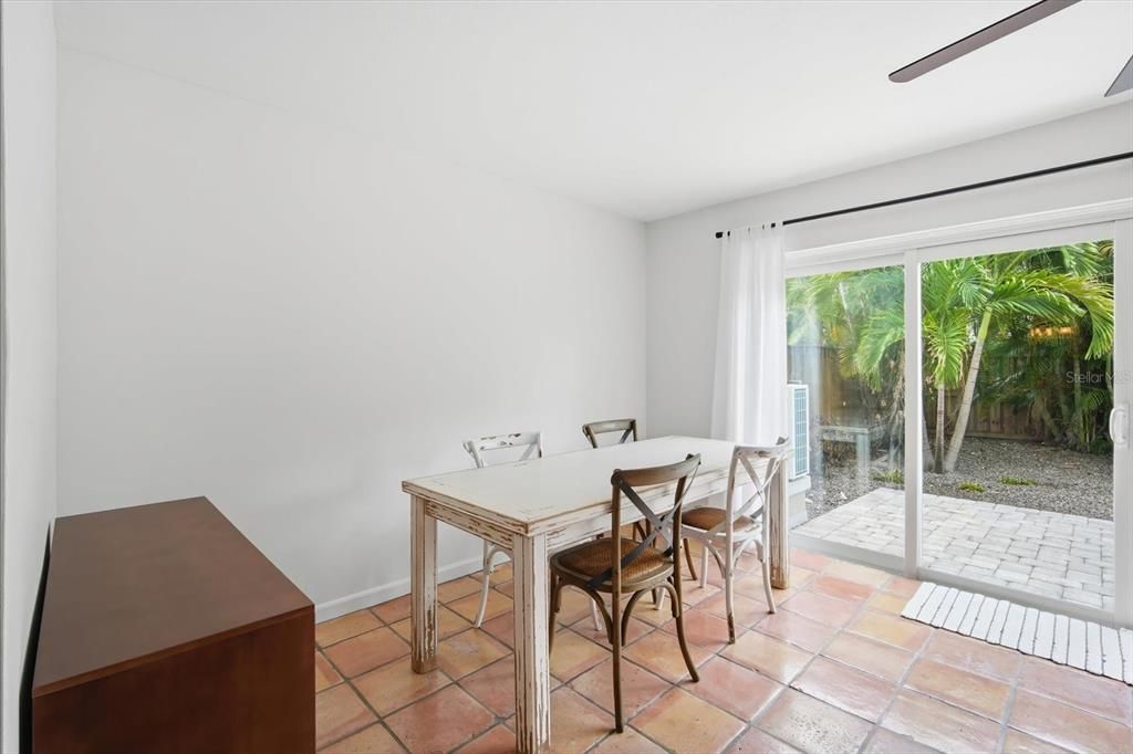 For Sale: $530,000 (2 beds, 2 baths, 1192 Square Feet)