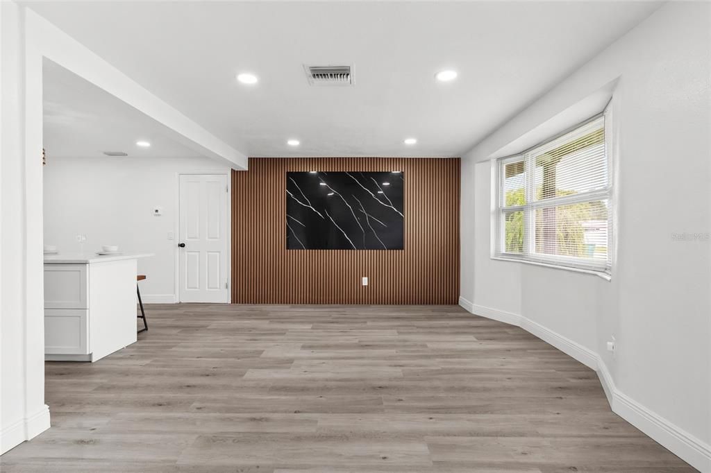 En Venta: $270,000 (3 camas, 1 baños, 1152 Pies cuadrados)