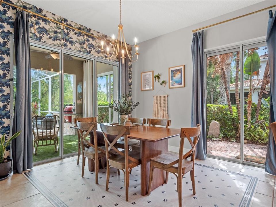 En Venta: $720,000 (3 camas, 2 baños, 2005 Pies cuadrados)